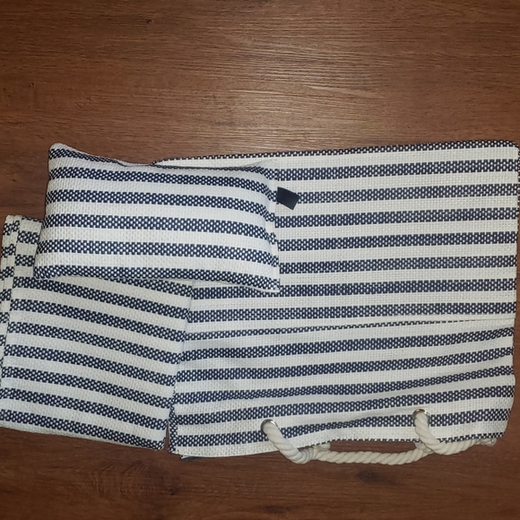 Navy and White Beach Set - Picture 1 of 3